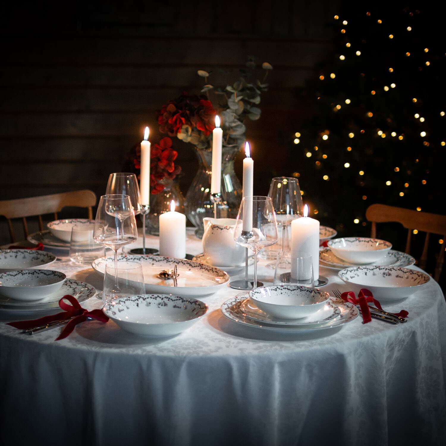 Christmas Memories Plate Set, 12 Pieces, for 4 people
