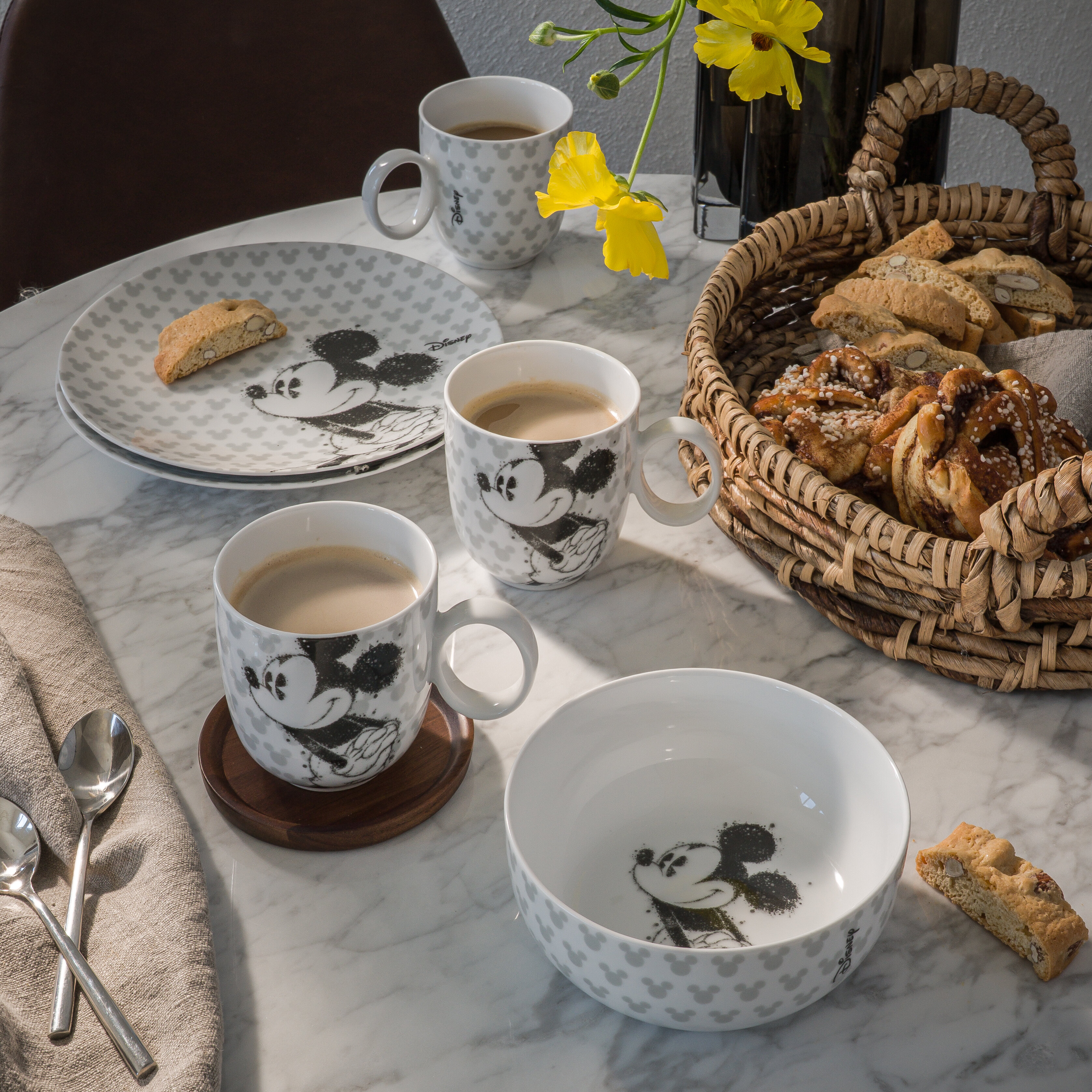 Mickey Mouse Silhouette ontbijt- en koffieset 12-delig