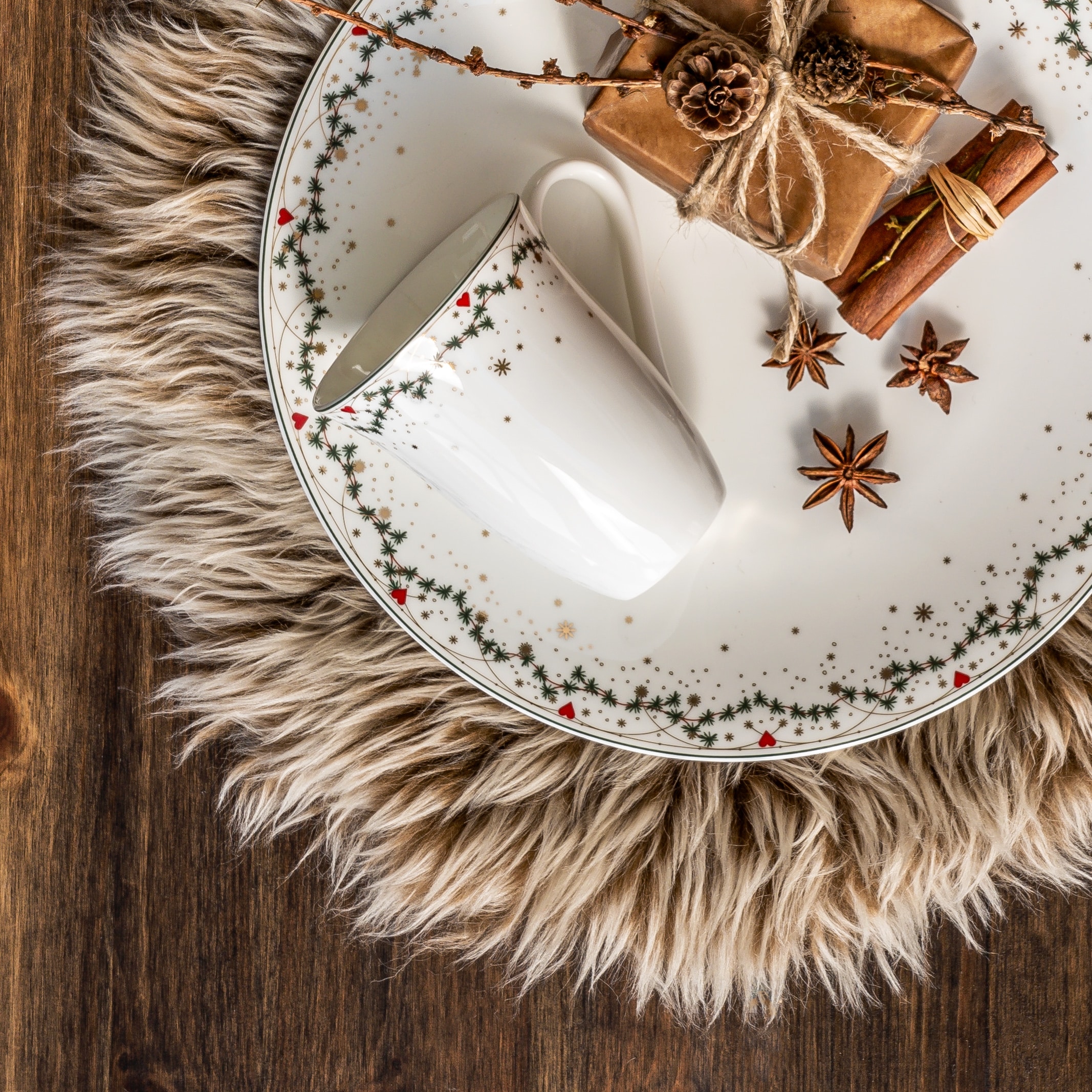 Julminnen frukost- och kaffeset 12 delar