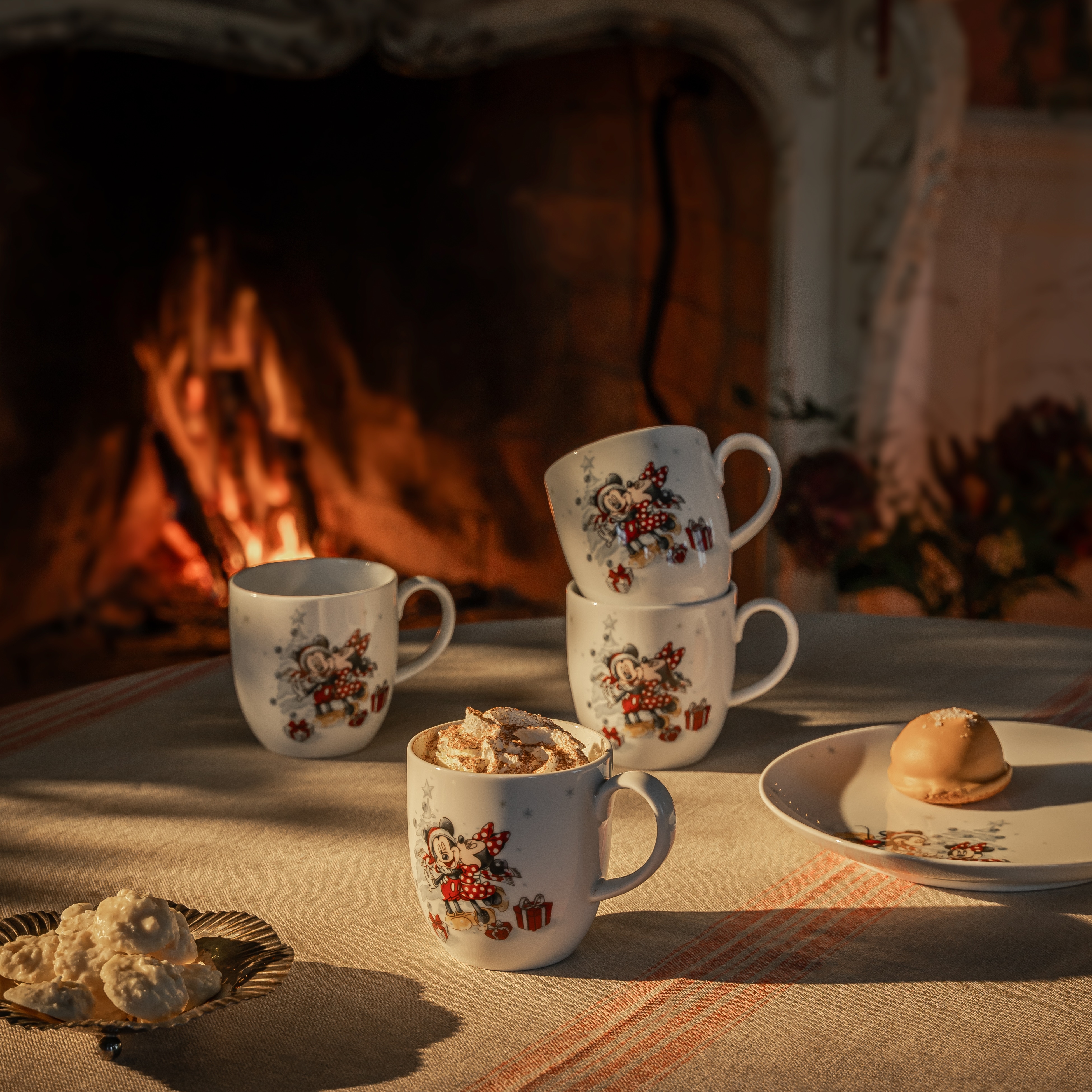 Disney Winter Breakfast and coffee sets, 12 Pieces