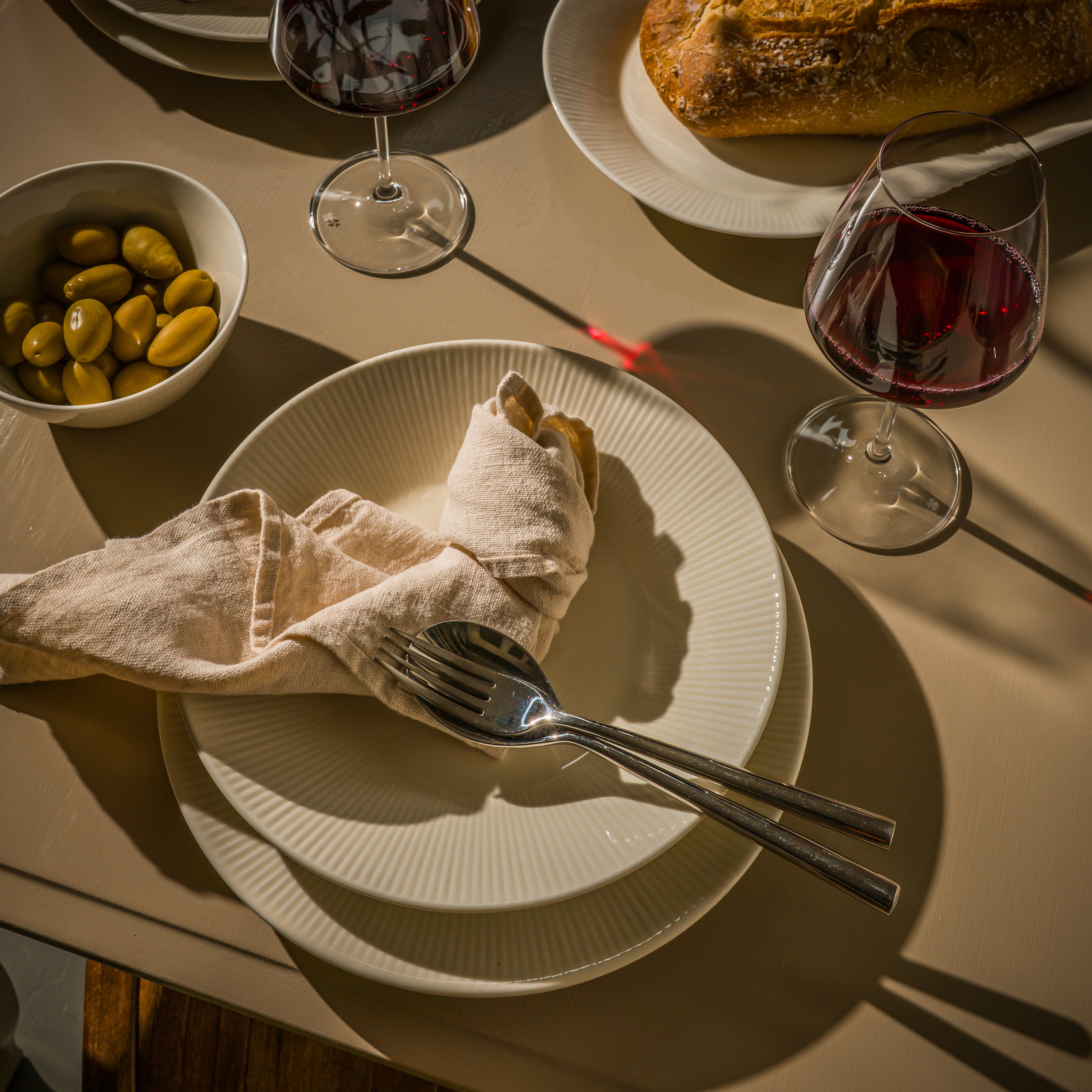 Nordic Dawn diep bord, 25 cm, Stro