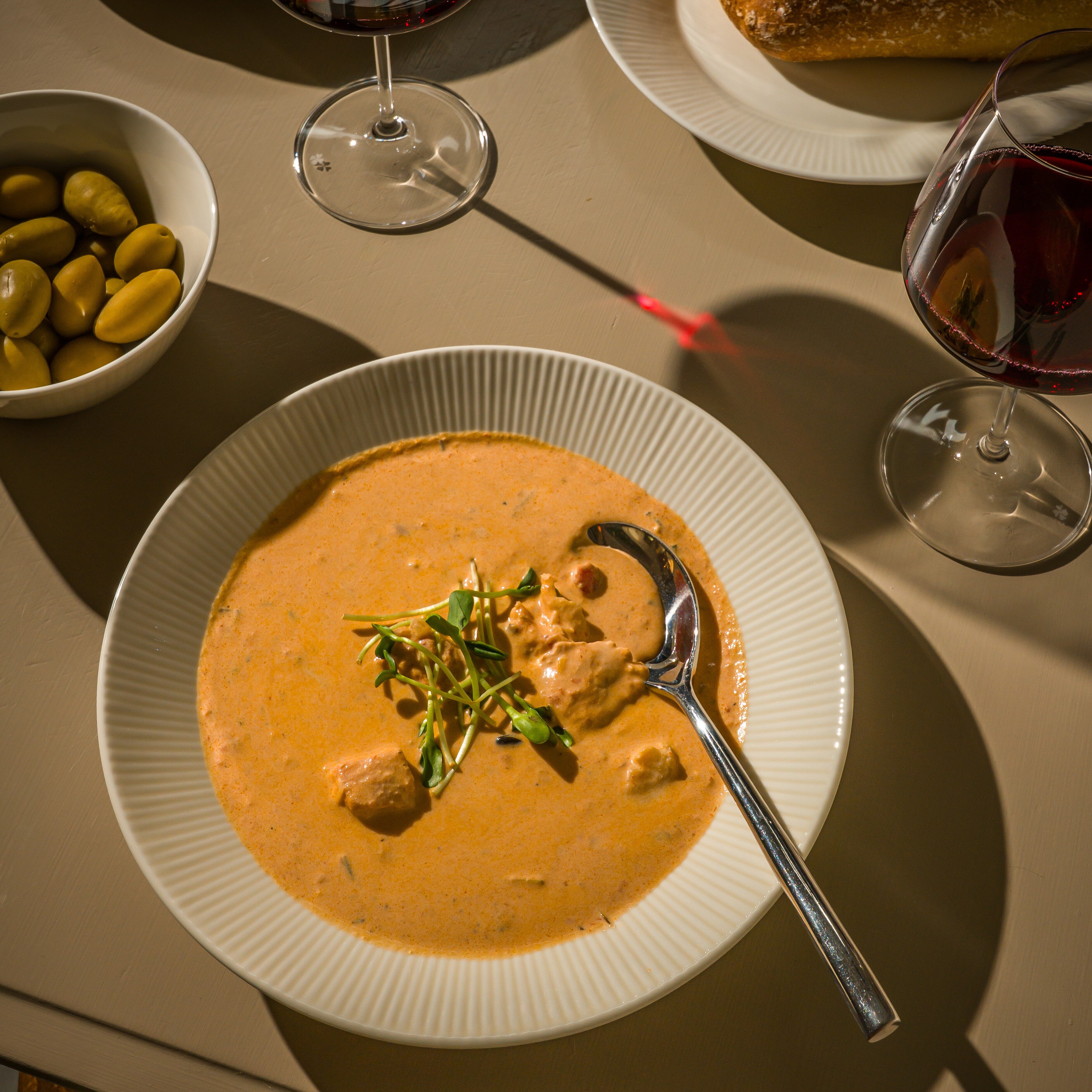 Nordic Dawn diep bord, 25 cm, Stro