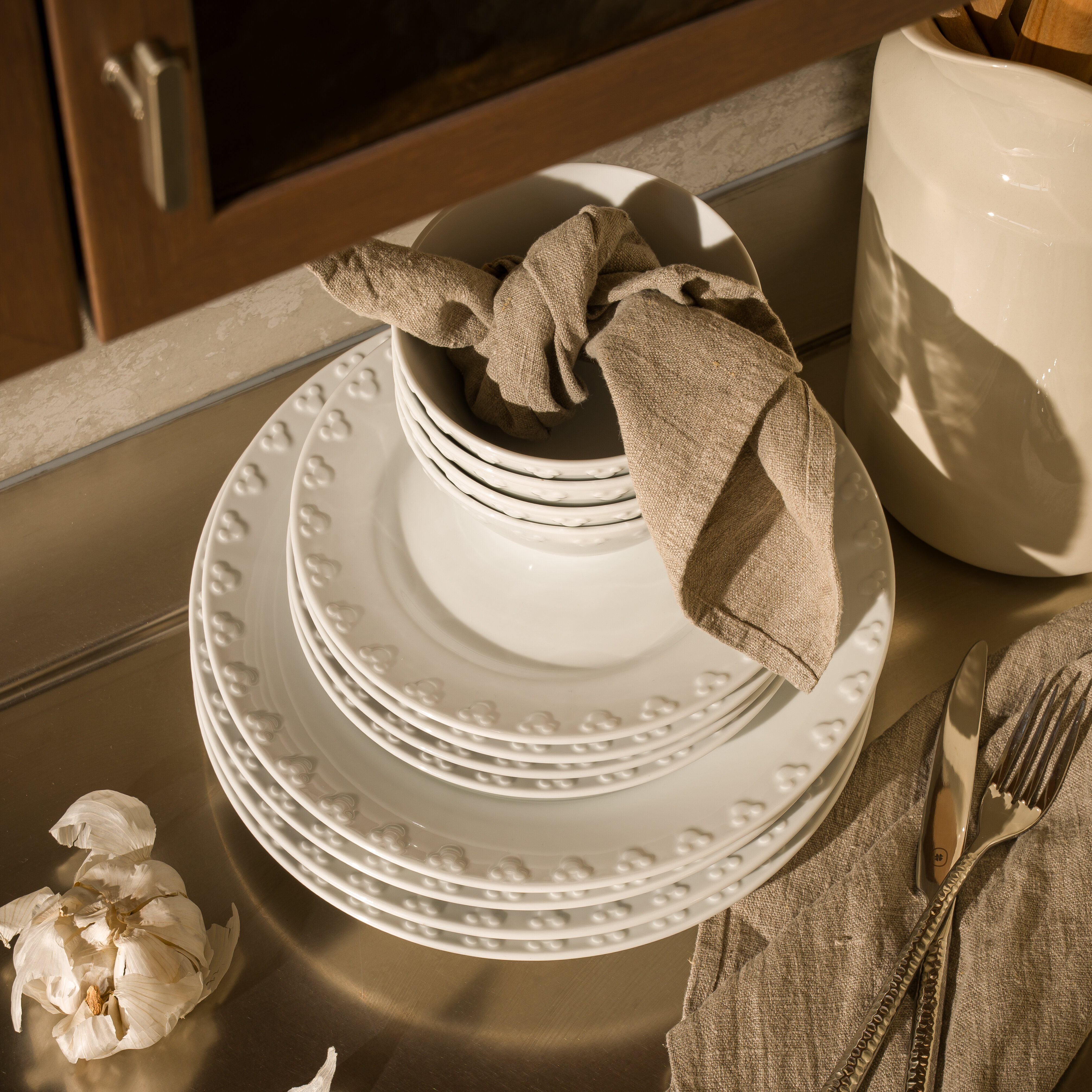 Mickey Mouse Iconic alkuruokalautanen 21 cm 4 kpl, valkoinen