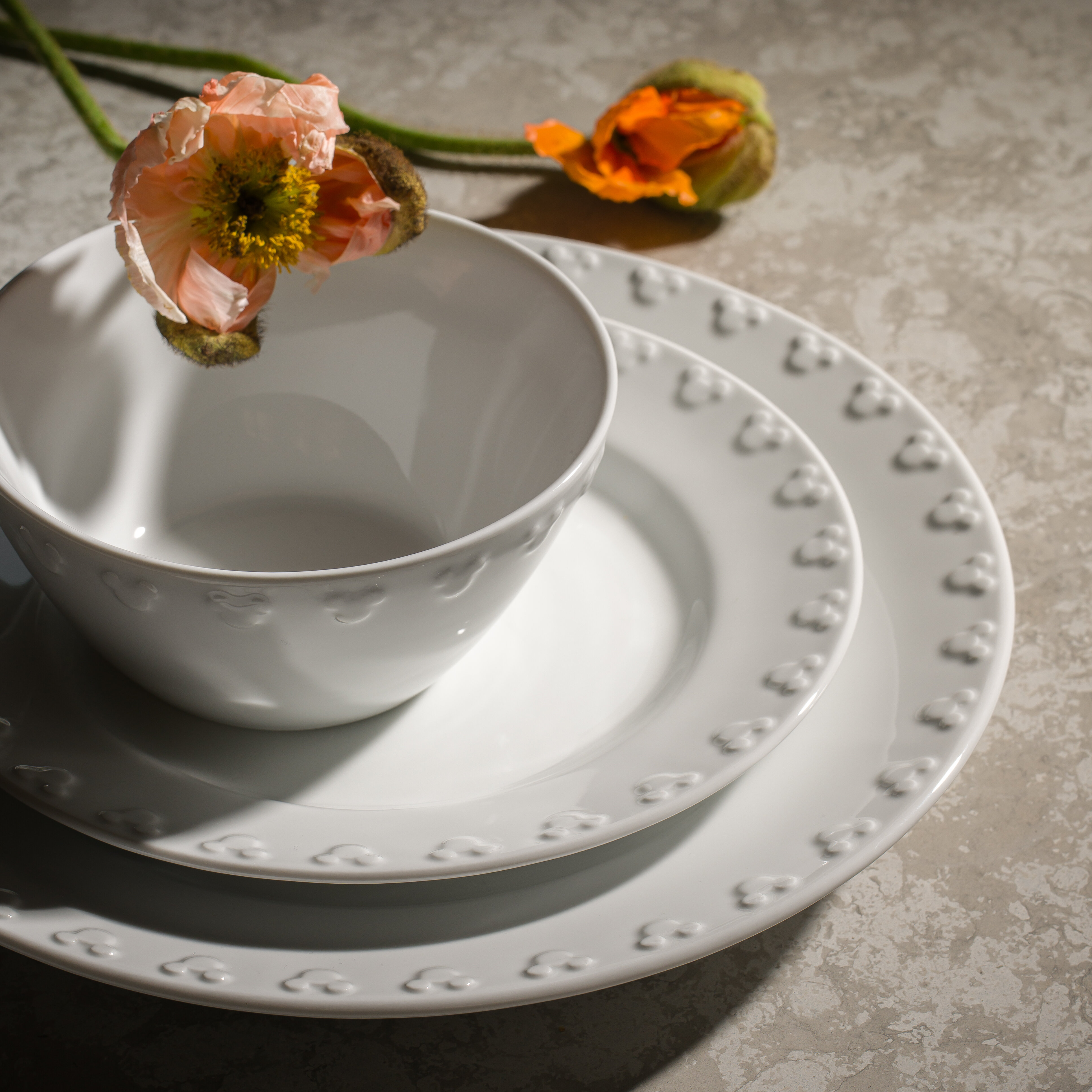 Mickey Mouse Iconic alkuruokalautanen 21 cm 4 kpl, valkoinen