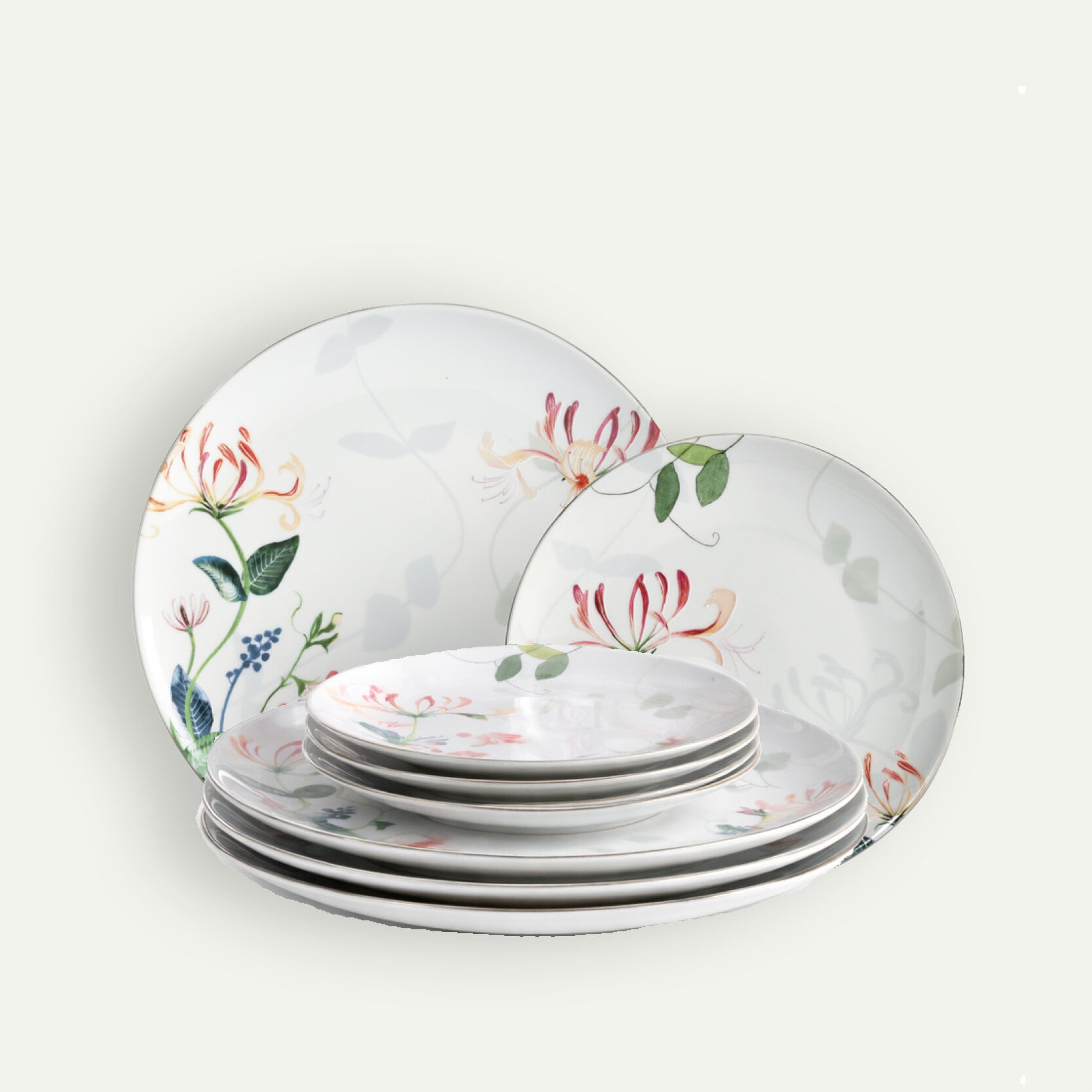 Kuusama lautassetti 8 osaa, 4 hengelle