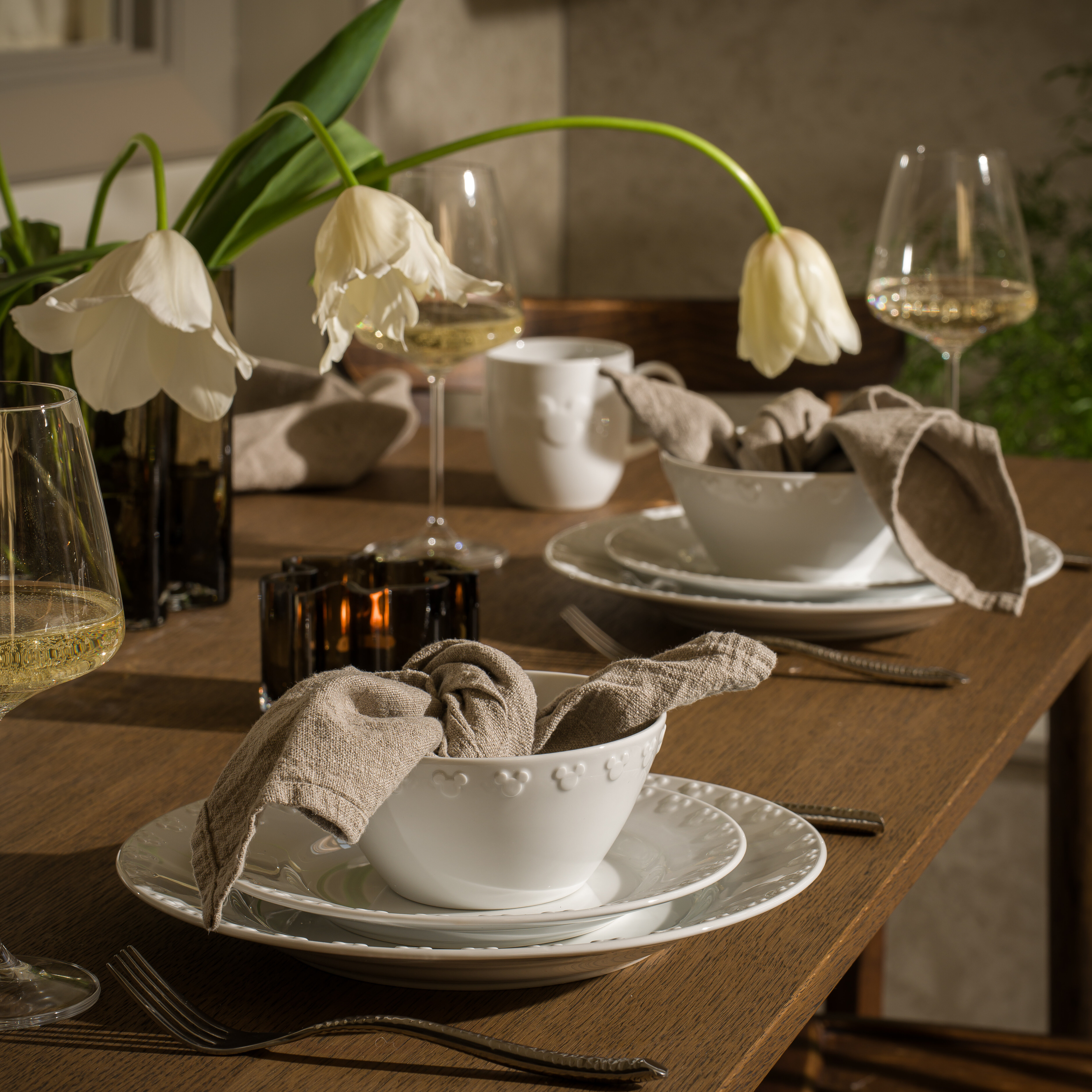 Mickey Mouse Iconic lautassetti 36 osaa, valkoinen, 12 hengelle