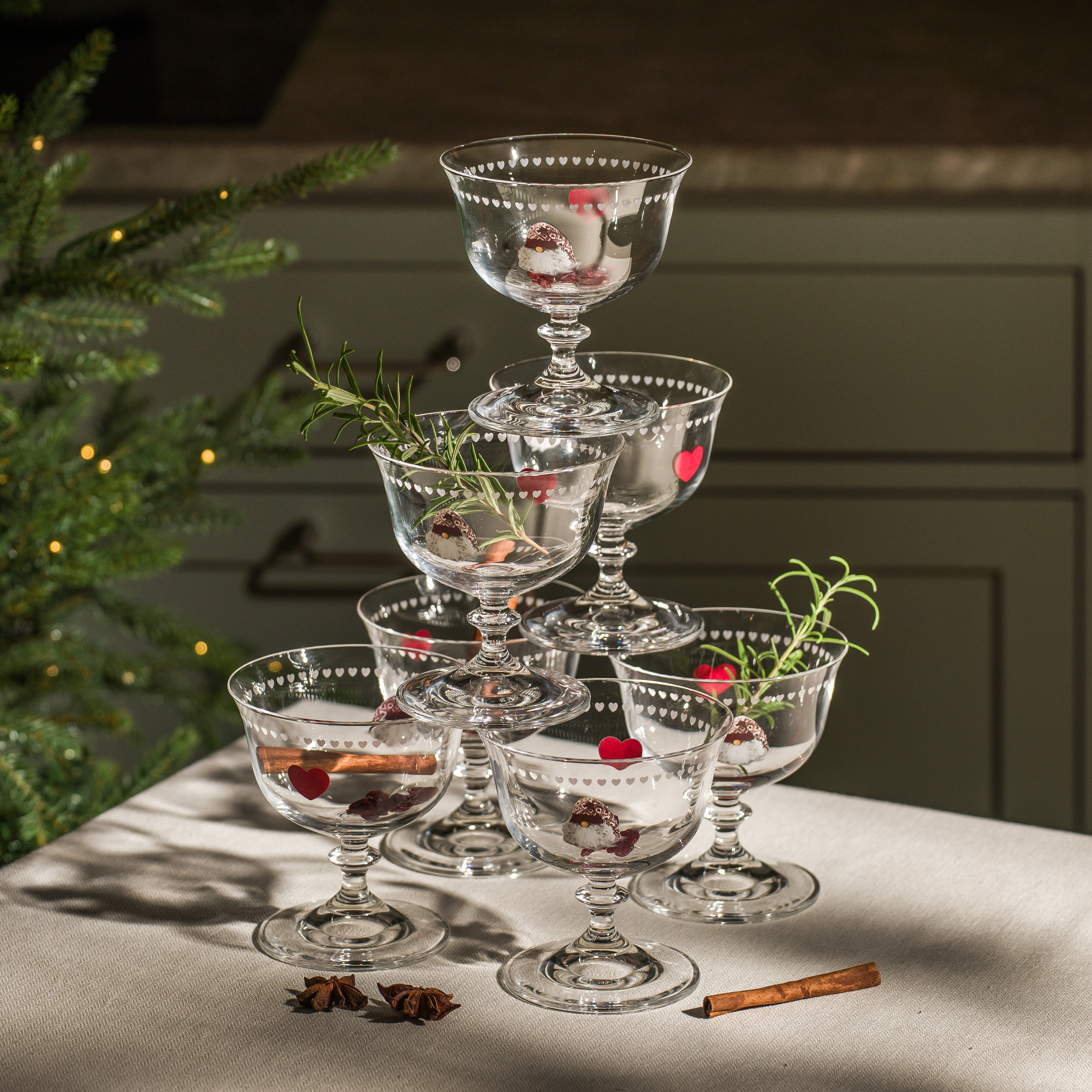 Noordse Kerstkabouters coupeglas 30 cl, 4 stuks