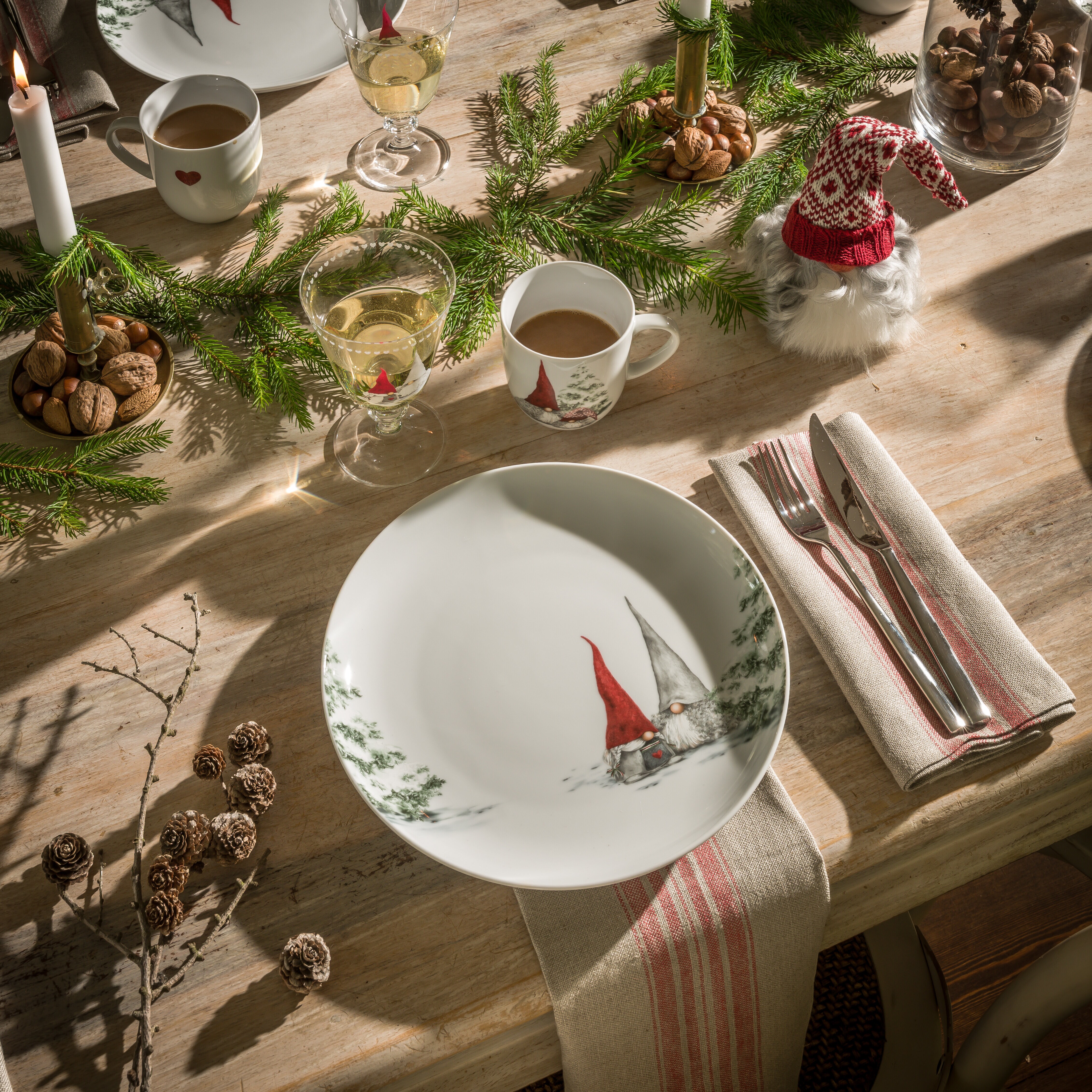 Noordse Kerstkabouters bordenset, 36-delig, 12 personen