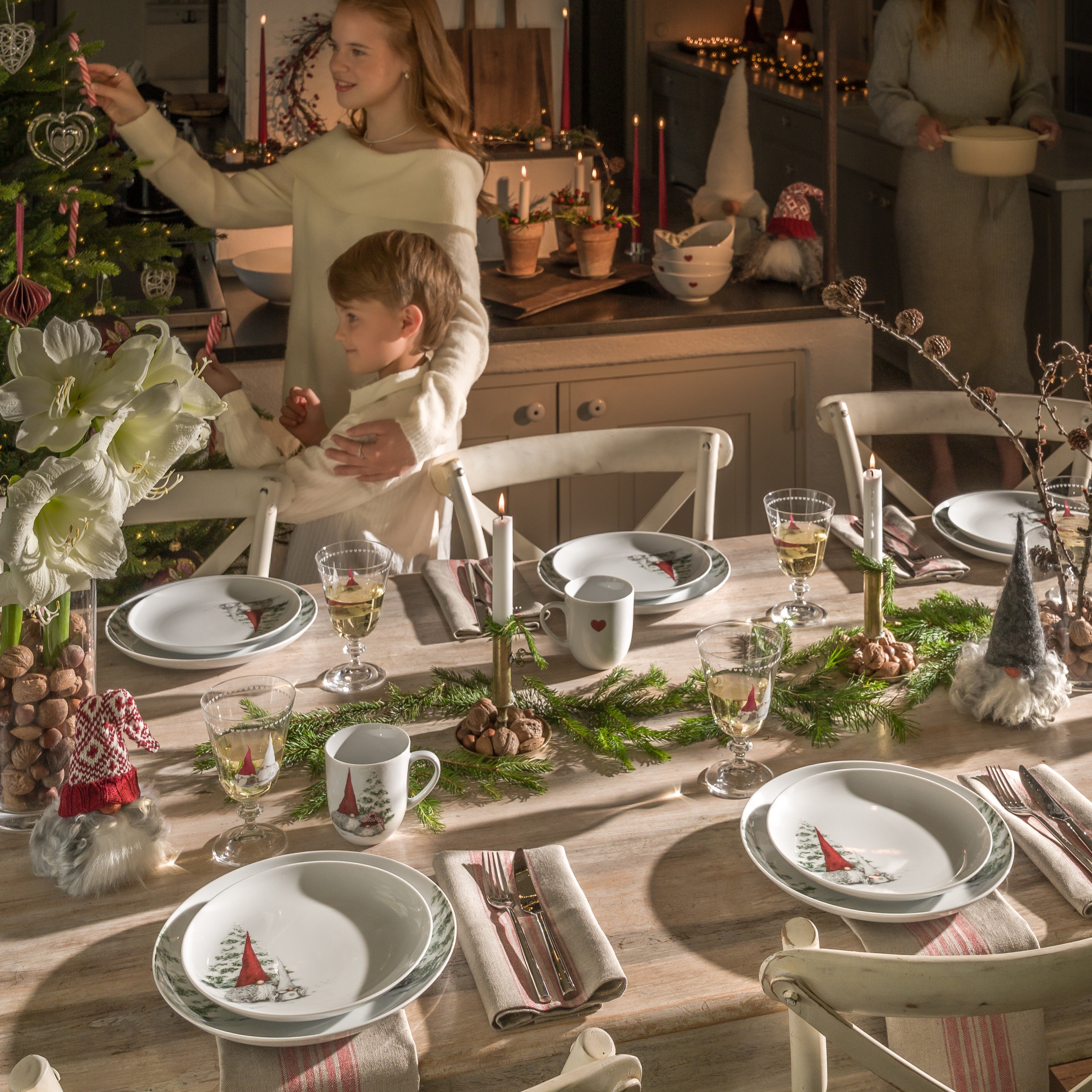 Noordse Kerstkabouters bordenset, 36-delig, 12 personen