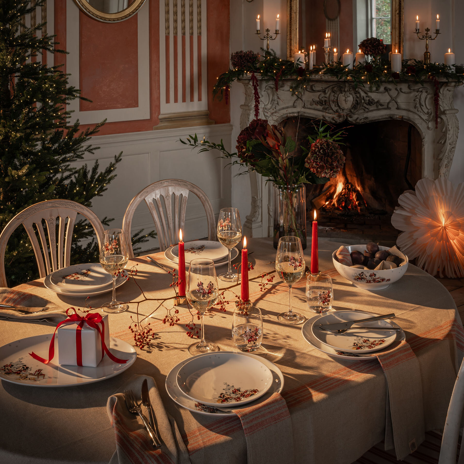 Disney Vinter tallriksset 36 delar, 12 pers