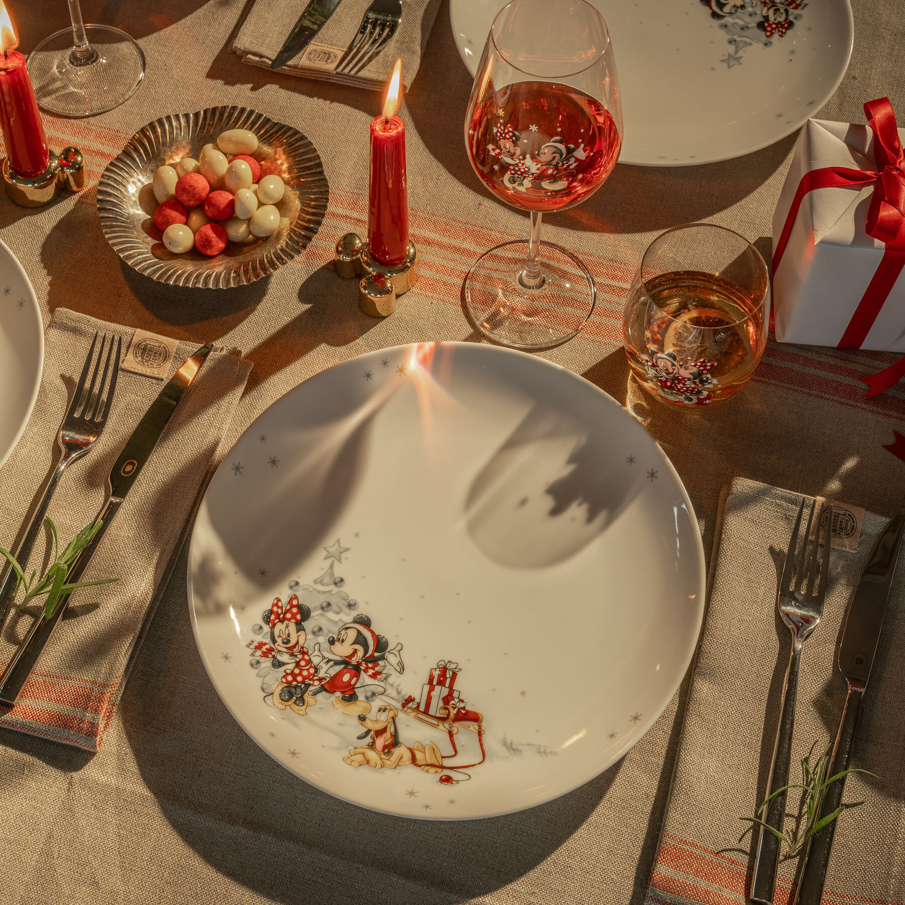 Disney Vinter tallriksset 36 delar, 12 pers