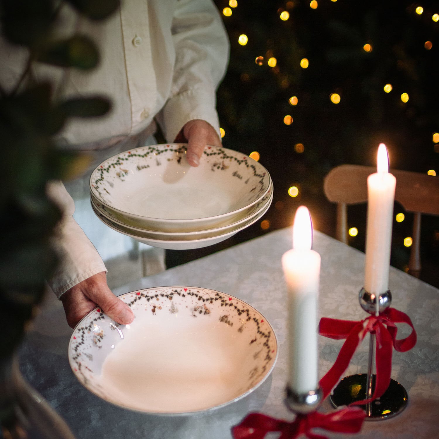 Christmas Memories Plate Set, 36 Pieces, for 12 people