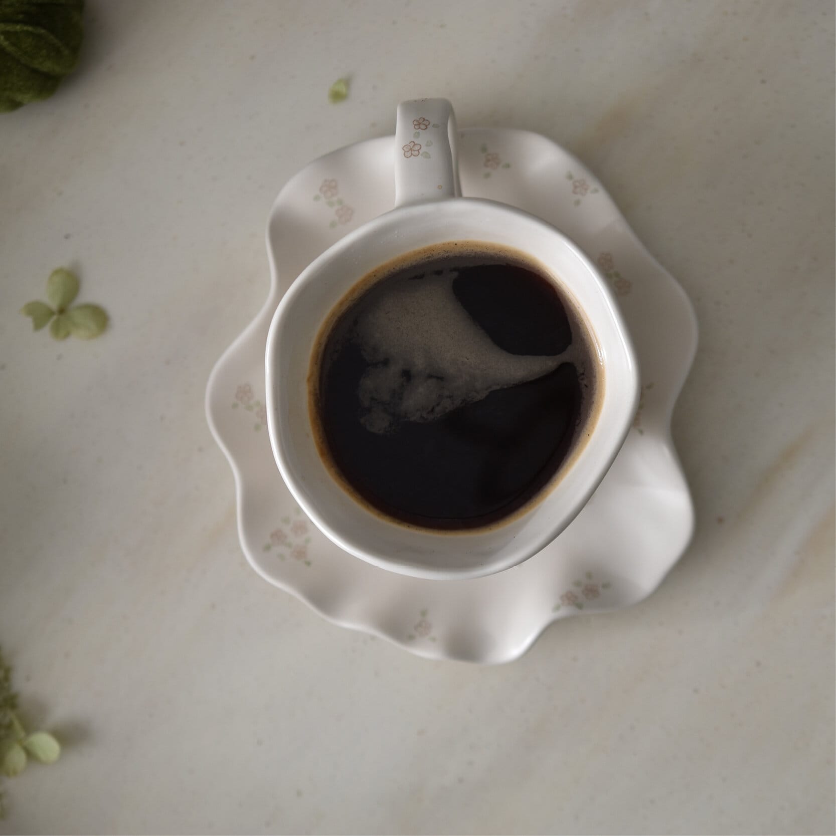 Lilja set mugg 40 cl assiett 19 cm 2 delar